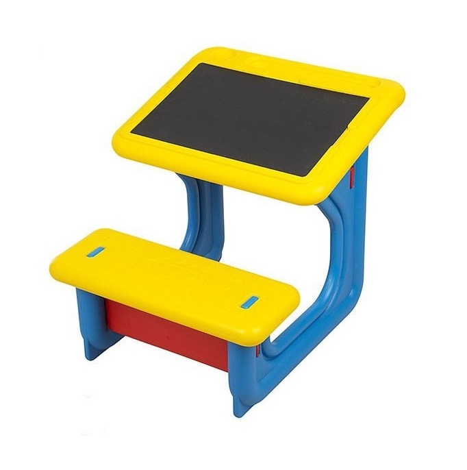 میز تحریر وانیا